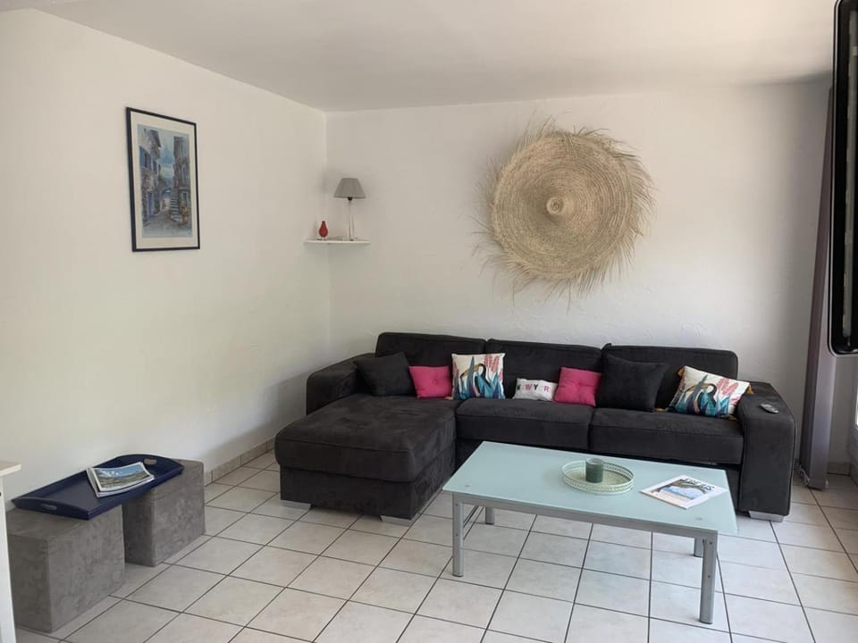 Gîte G3240 Apartment in Fréjus
