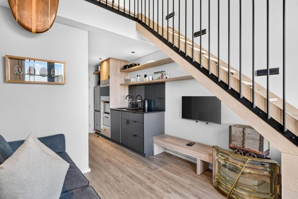 Skyline Loft at The Harri Apartment in Cape Town