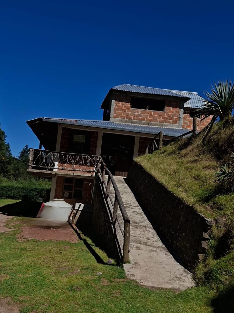 Rancho buena vista Campground/ 
RV Resort in Hidalgo, Mexico