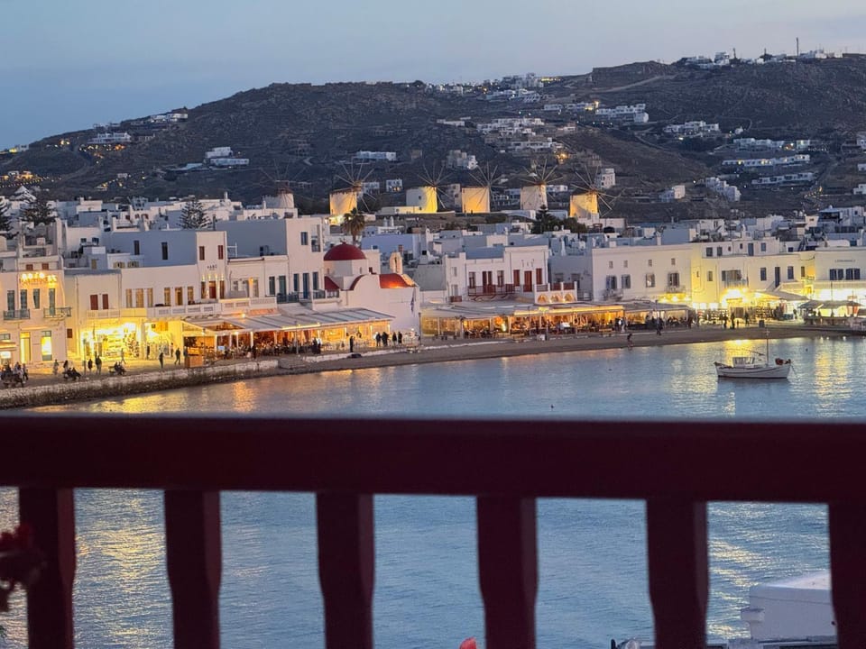 Nearby landmark, Night, Natural landscape, View (from property/room), Balcony/Terrace, City view, Sea view