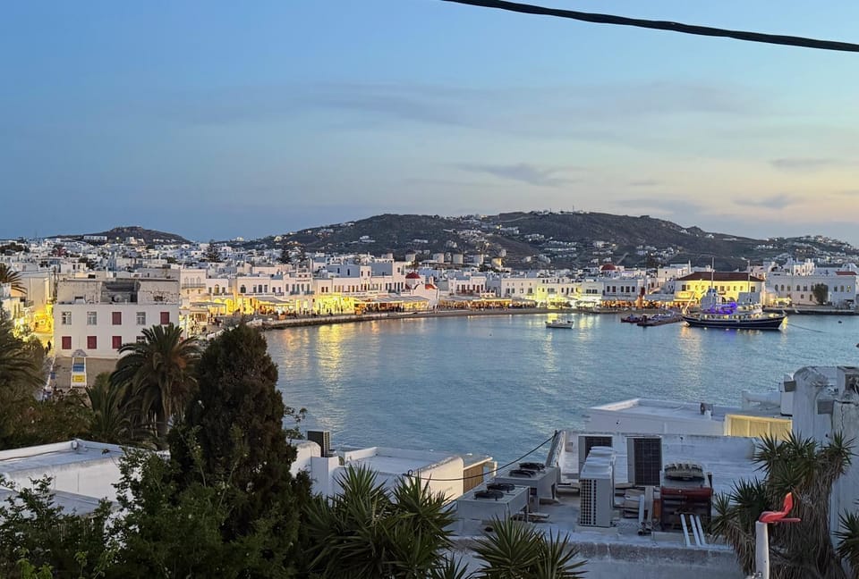 City view, Sea view