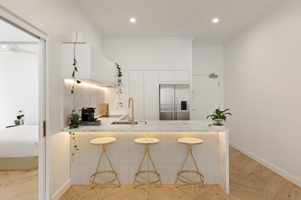 Central South Bank 2BR Apt with HUGE Balcony & Pool Apartment in Brisbane