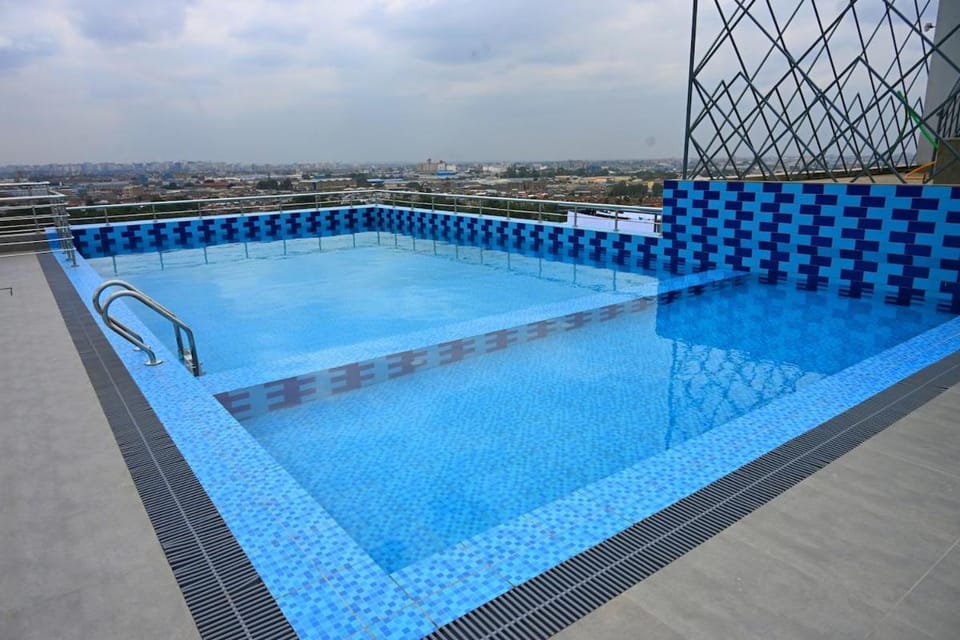 Balcony/Terrace, Swimming pool