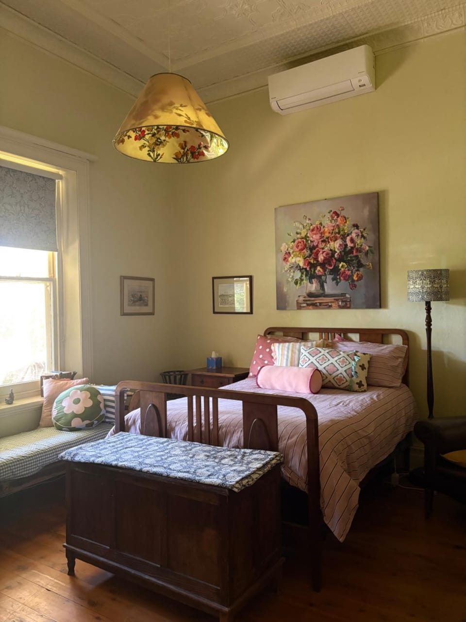 Bed, Photo of the whole room, Bedroom, Swimming pool, Breakfast, air conditioner
