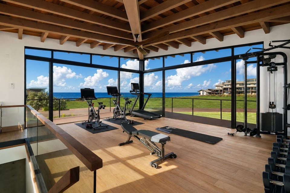 Hale Kiholo by Alekona Kauai- 5BR Oceanfront Luxury Estate House in Poipu