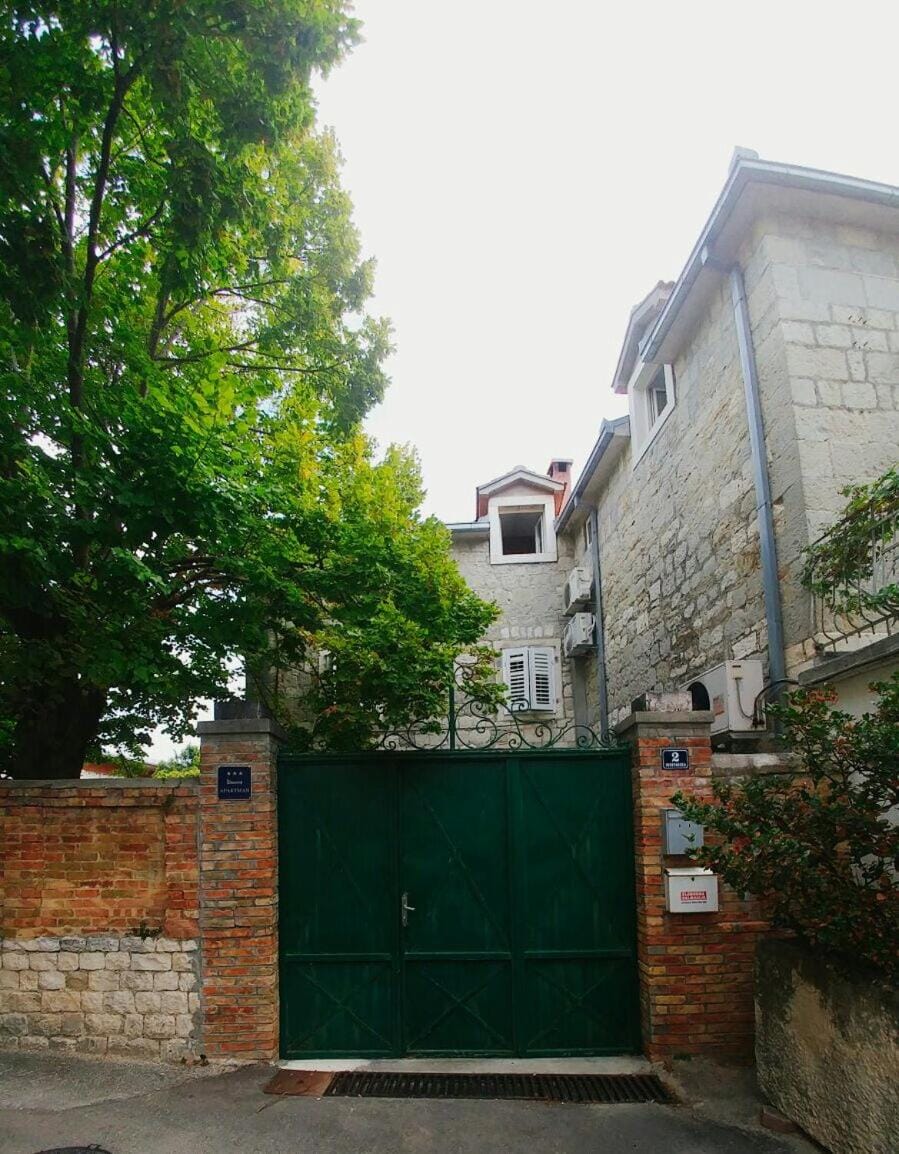 Facade/entrance, Street view