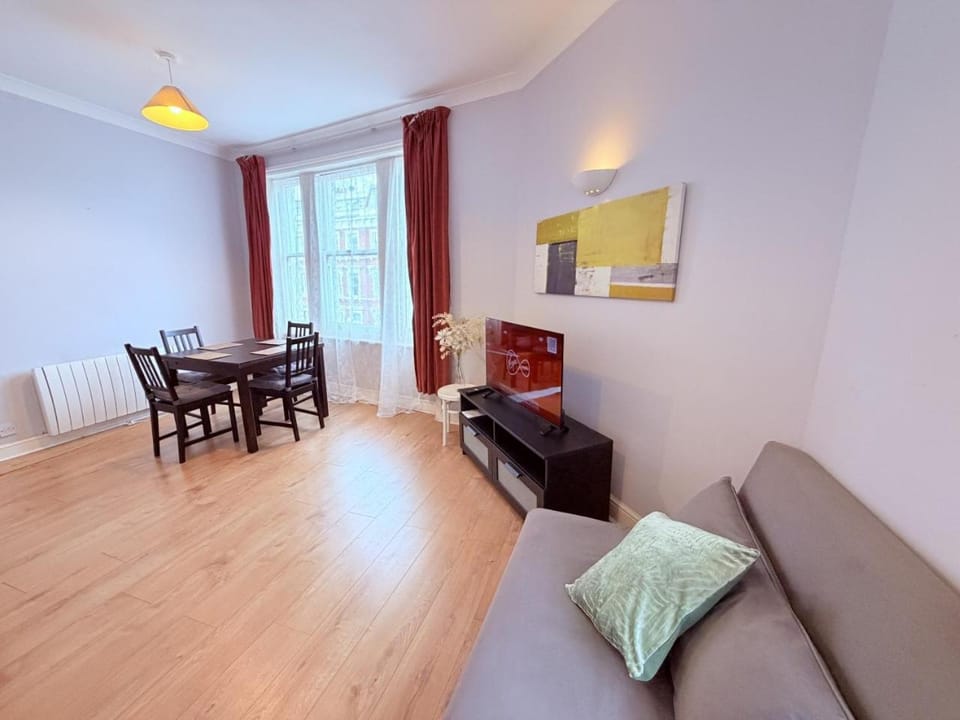 The Kensington Olympia Retreat Apartment in City of Westminster