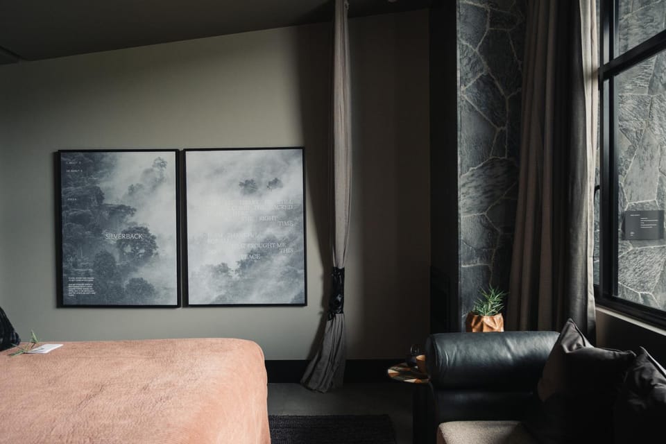 Seating area, Bedroom