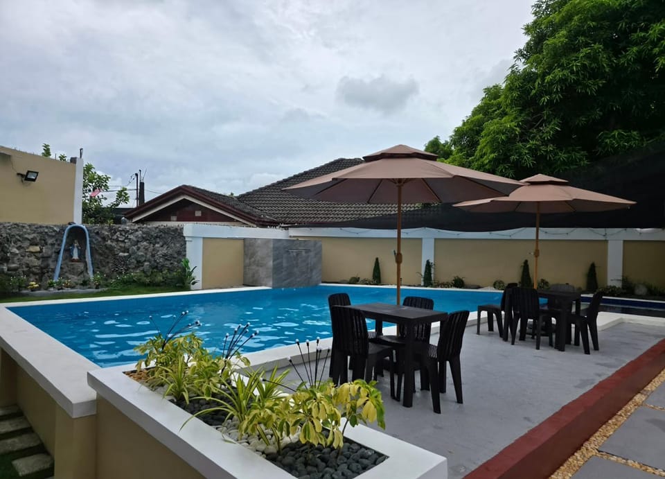 JEL's Resort Resort in Las Pinas