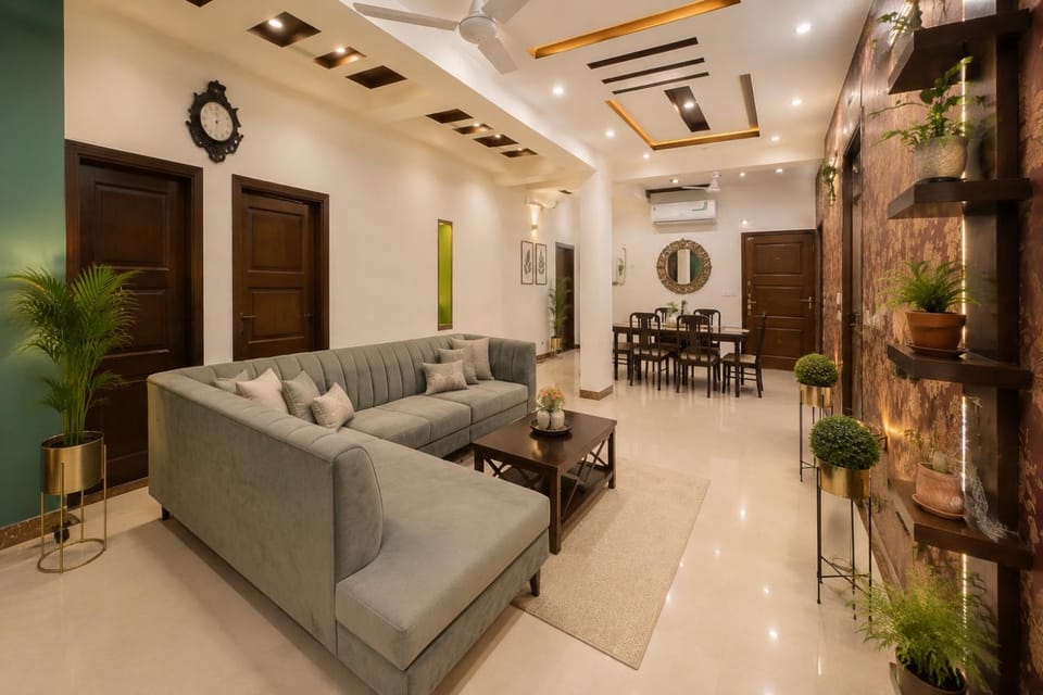 Living room, Seating area, air conditioner