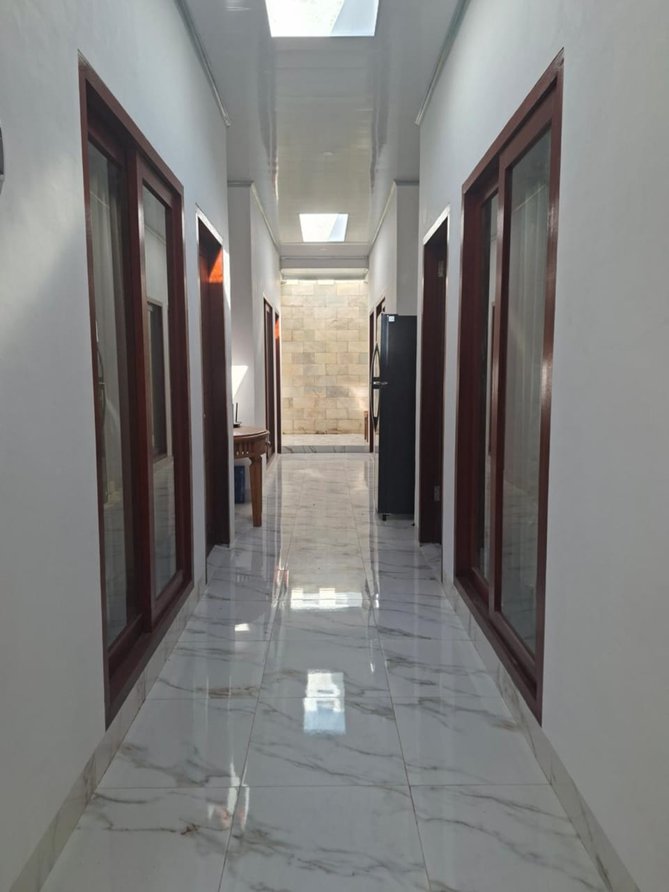 KJ Silver House Green Valley Hostel in Batu Layar