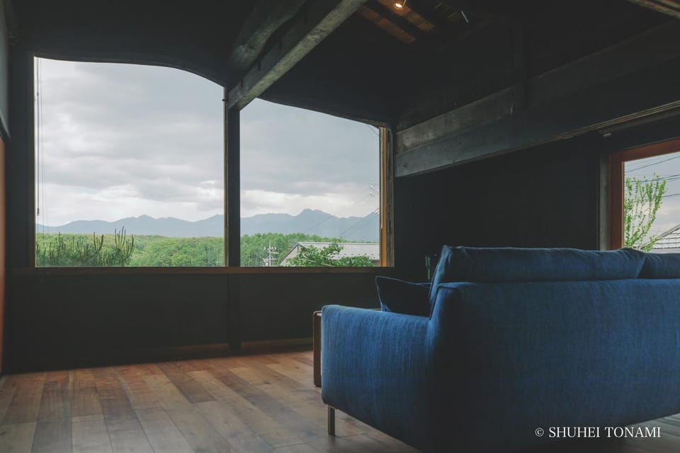 Natural landscape, Living room, Mountain view