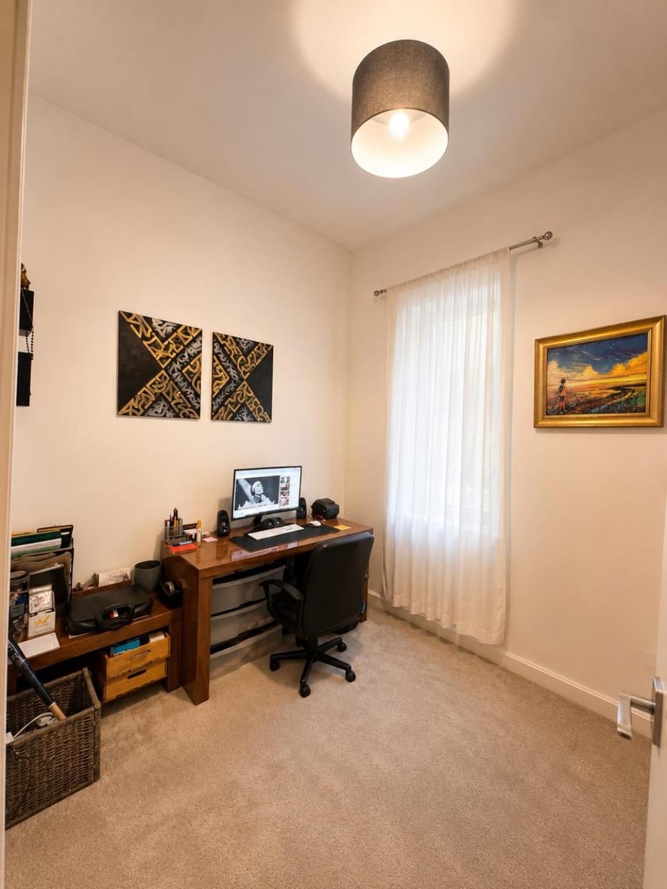 Modern Coastal Flat Prime Location Walk to Beach Apartment in Bournemouth