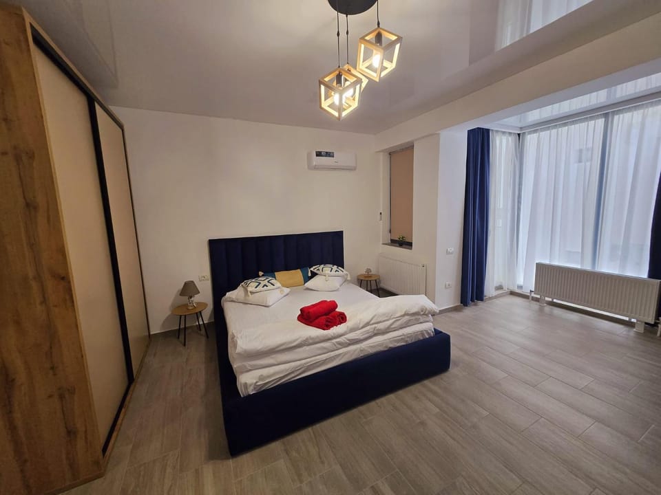 WaterFront Luxury Studio - New Stefan Promenada Mamaia Nord langa plaja Apartment in Constanța County