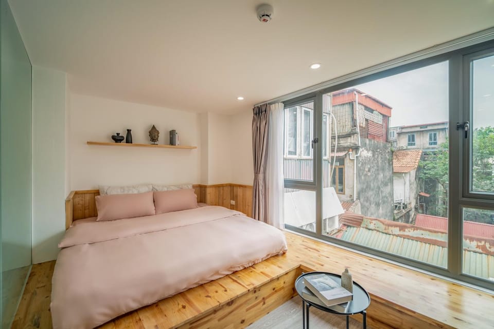 Bed, View (from property/room), Photo of the whole room, Bedroom