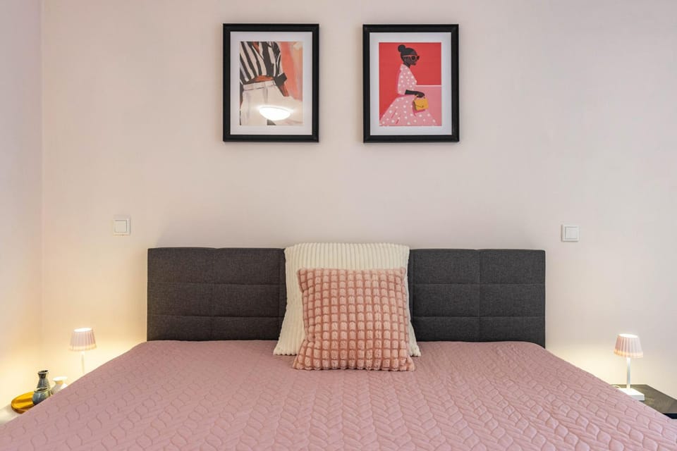 Living room, Bedroom