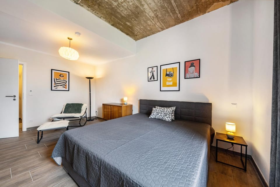 Property building, Living room, Bedroom