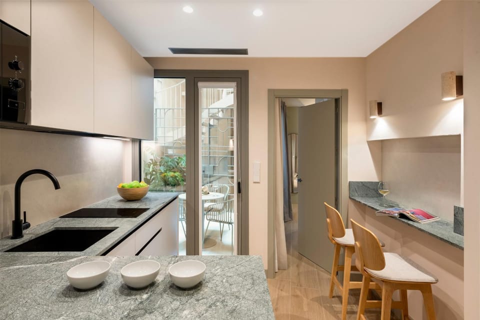 Patio, Kitchen or kitchenette