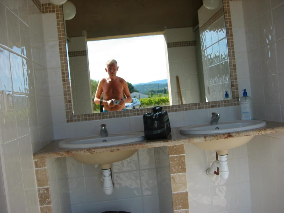 La Grange de Campaulise - Camping à la ferme - Hébergements - Mont Ventoux Farm Stay in Mazan