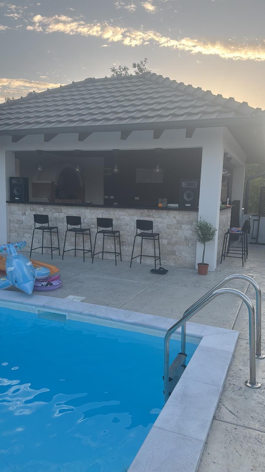 Lounge or bar