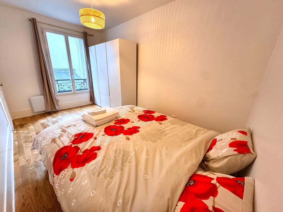 La maison de Camus Apartment in Paris