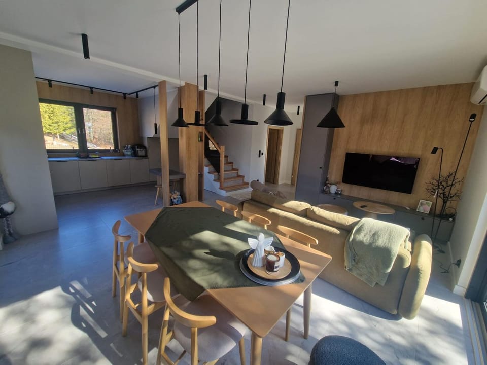 Communal lounge/ TV room, Kitchen or kitchenette, Living room, Seating area