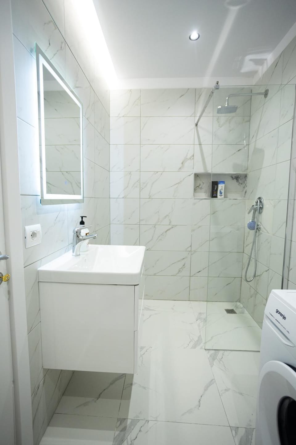 Shower, Bathroom