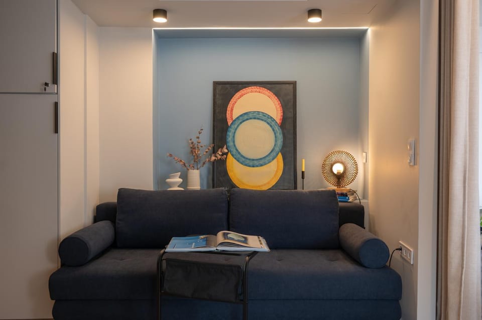 Balaleon Block - Urban Cocoon Apartment in Euboea