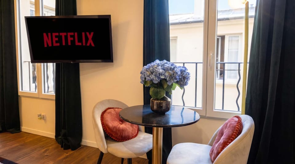 Studio Premium Paris 6 Apartment in Paris