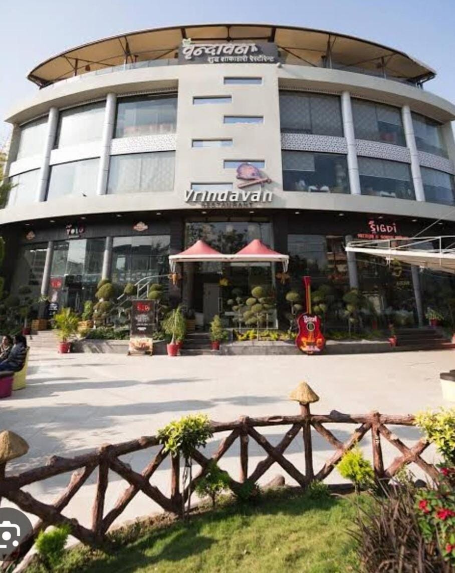 Elegant Escape 2 BHK WIFI, AC & Much More Apartment in India