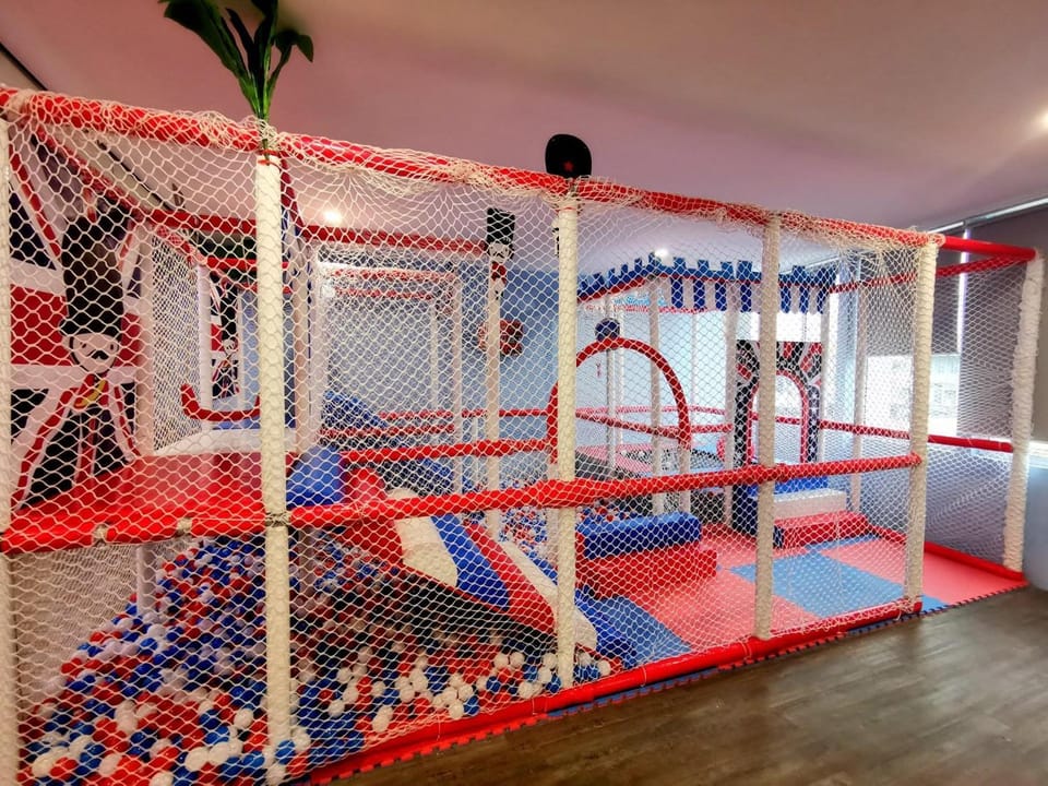 Kids's club