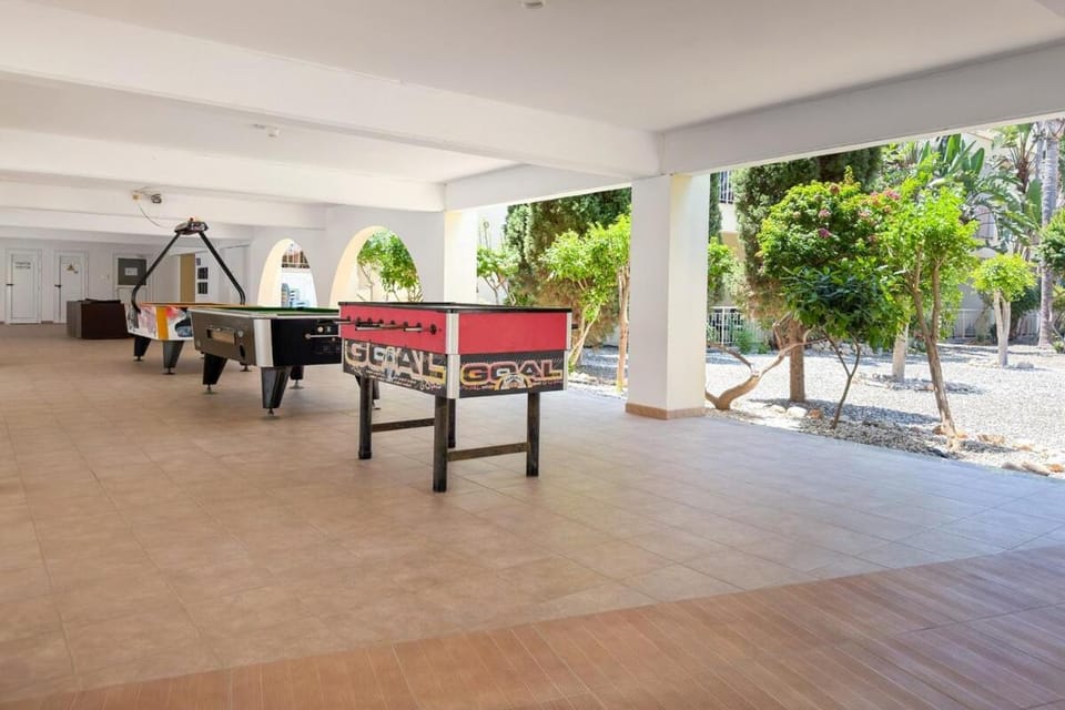 Garden, Seating area, Garden view