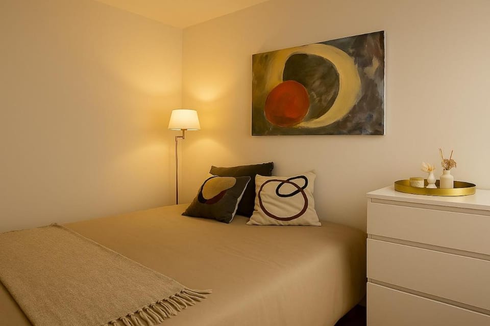 Bright 35 m Apartment with Private Terrace near Metro Lines 6, 8 & 10 Apartment in Paris
