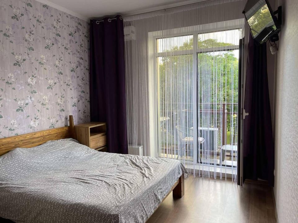 Arcadia Park View Apartment with Balcony Apartment in Odessa