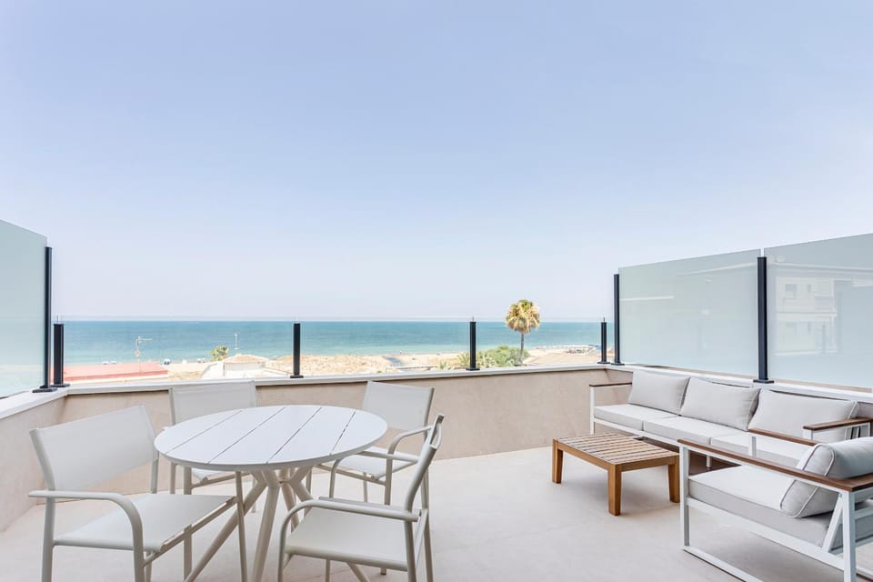 Skyline Grand Resort con Áticos Dúplex y Piscinas Privadas Apartment in Marina Alta