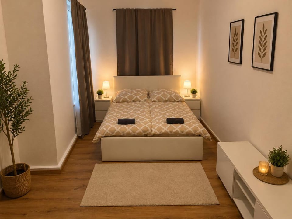 Central Rooms Koblenz Hbf Bed and Breakfast in Koblenz
