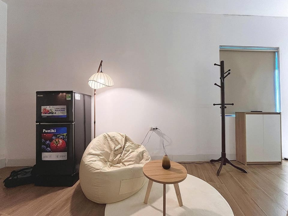 Light Home Apartment in Hanoi