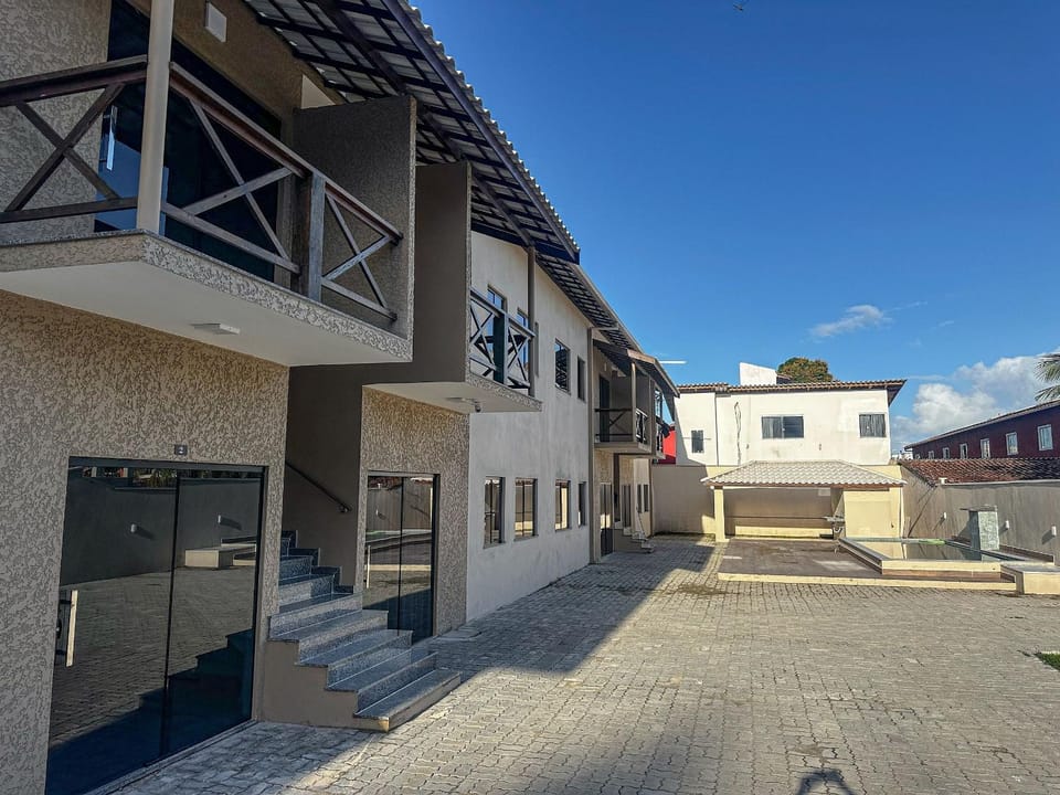 Three-bedroom apartments near Taperapuã Beach Apartment in State of Bahia