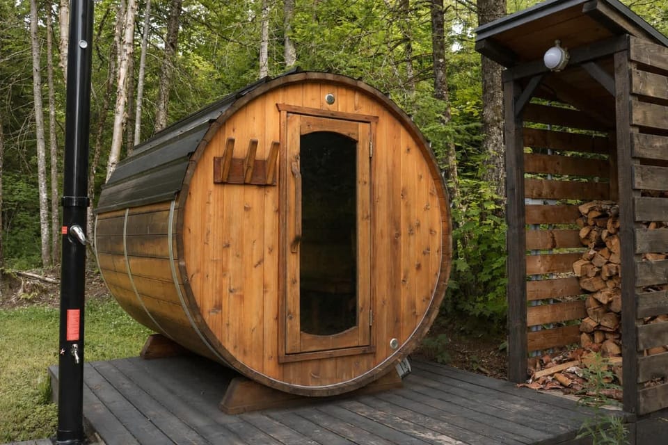 Sauna & Nature - Le Kanouk Chalet in Quebec