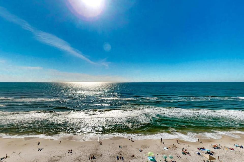 Beachfront condo with pool lazy river splash pad & hot tub House in Panama City Beach