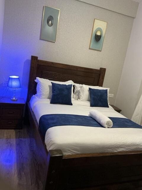 Kilimani 1 BR Recharge in Style Sauna Steam & Modern Gym Apartment in Nairobi County