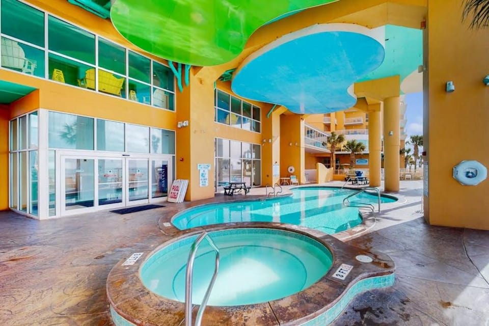 Privacy & serenity in beachfront condo with Gulf view & pools hot tub House in Panama City Beach