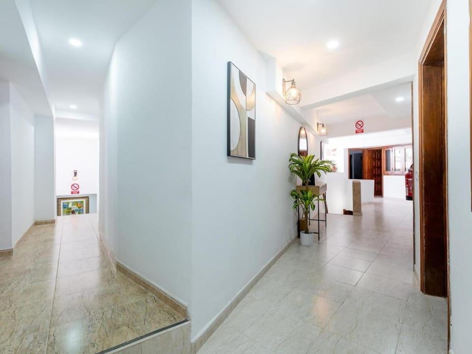 Sea breeze Las Flores 1B with pool Apartment in Costa Adeje