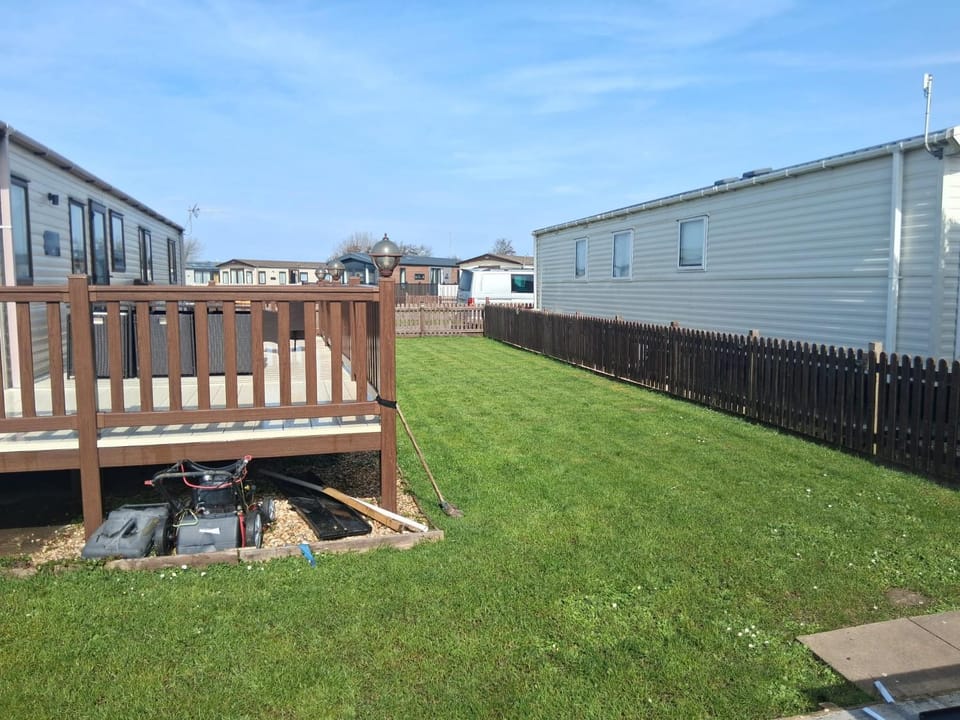 Property building, Garden