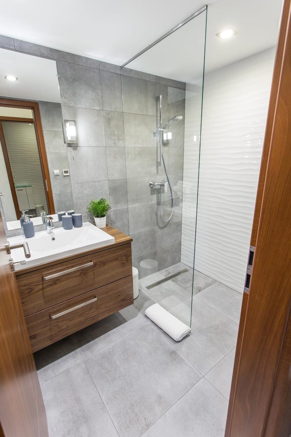 Shower, Bathroom