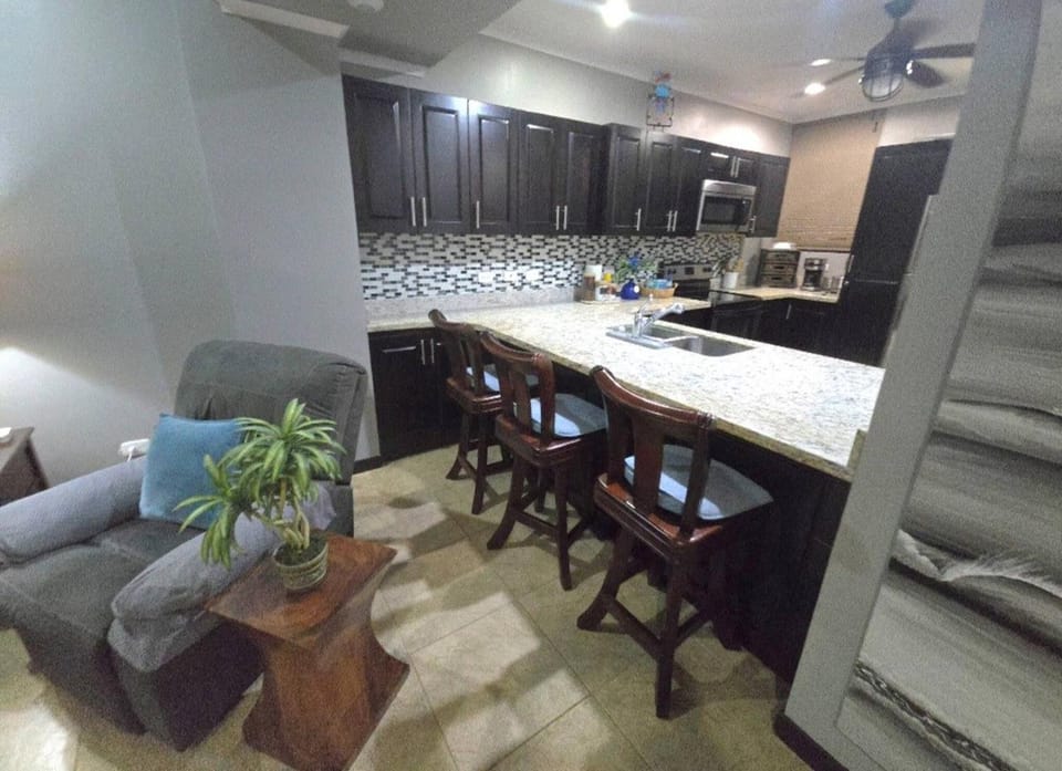 Dining area, kitchen