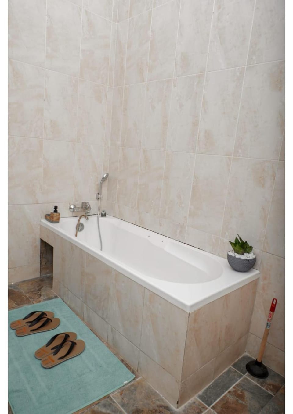 Bathroom, Bath