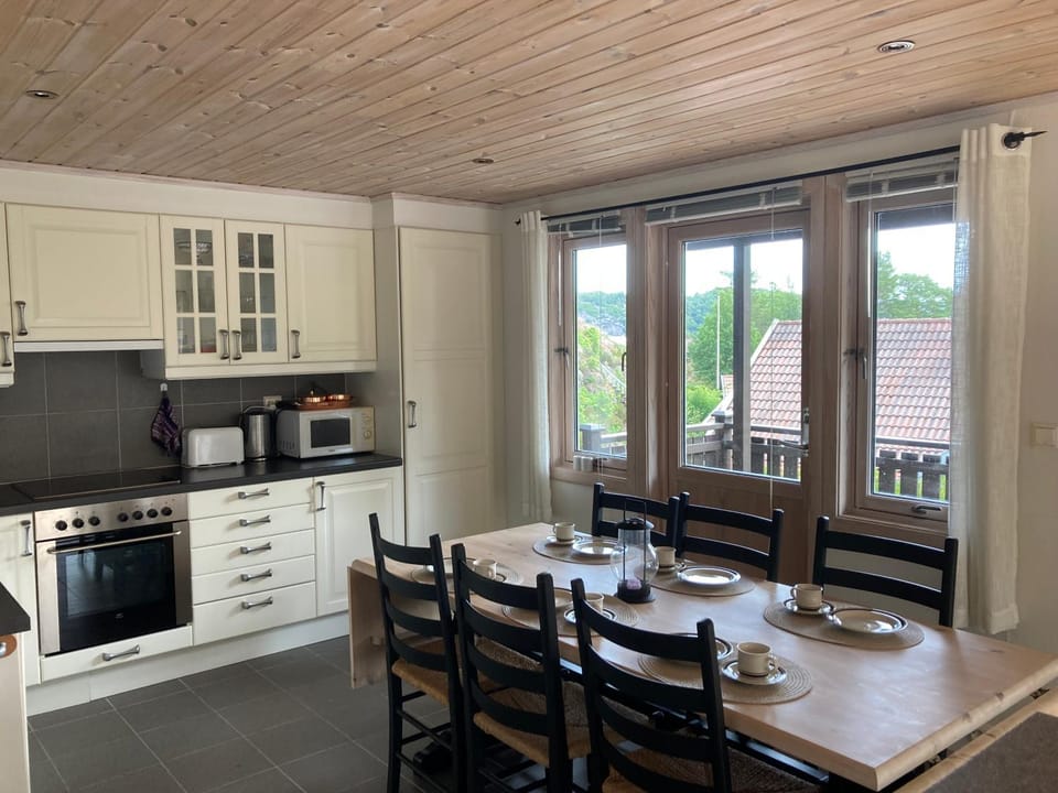 Familiehytte med båt inkludert House in Rogaland