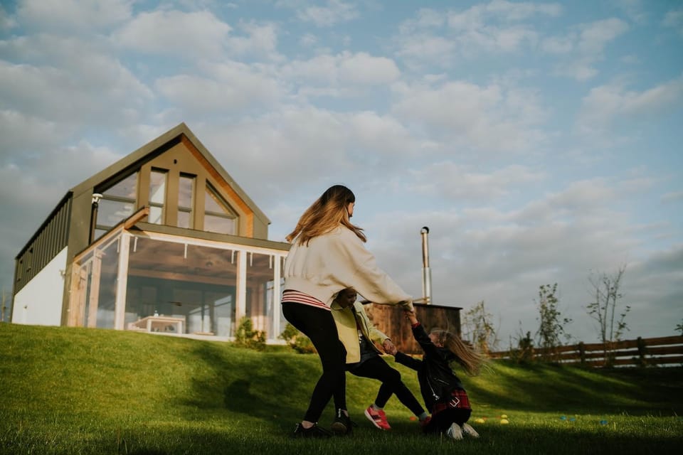 Spring, Day, People, Natural landscape, Garden, children, group of guests