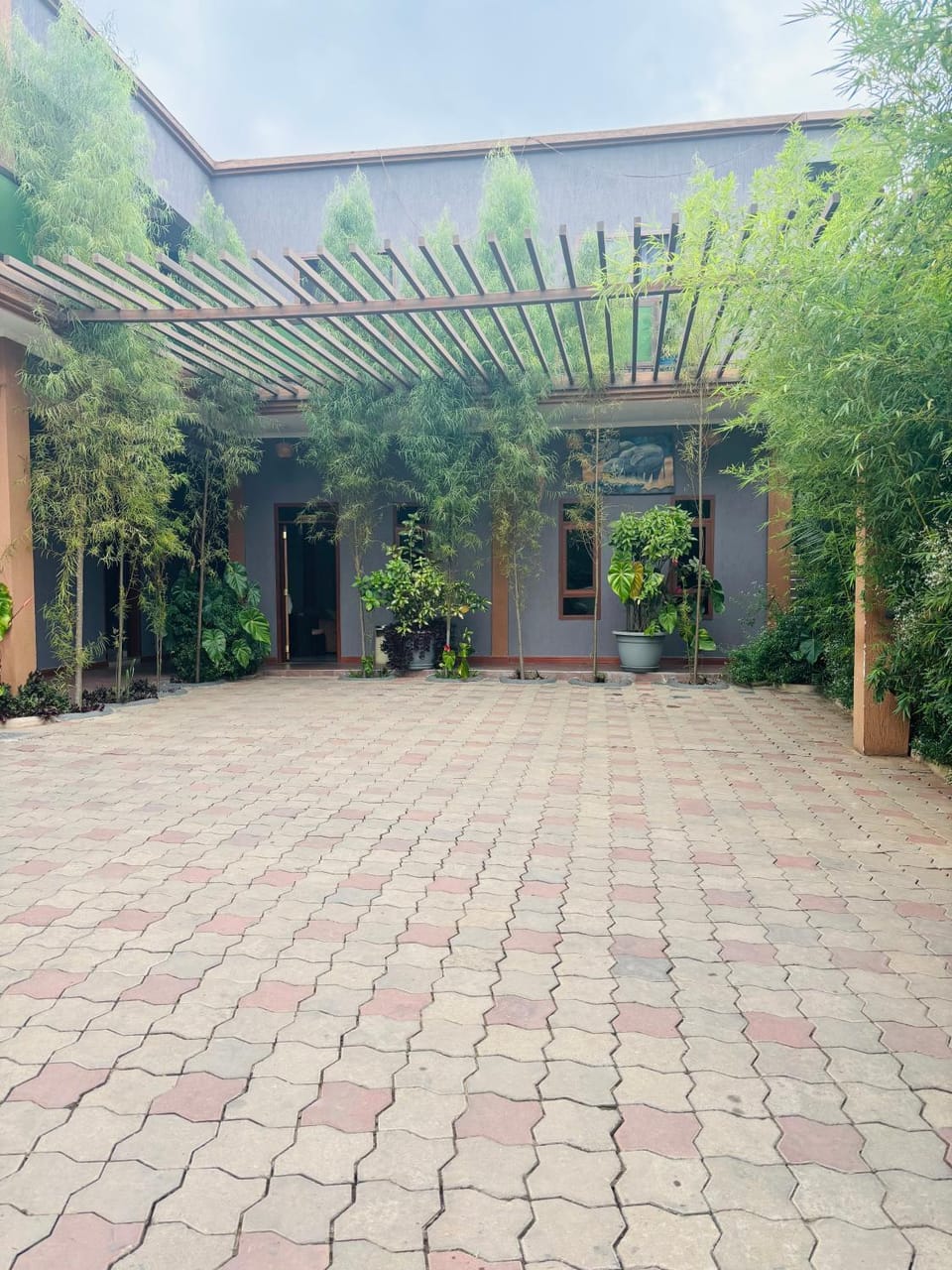 Property building, Facade/entrance